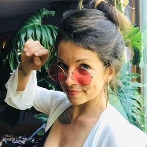 Meet your Posher, Wrenna